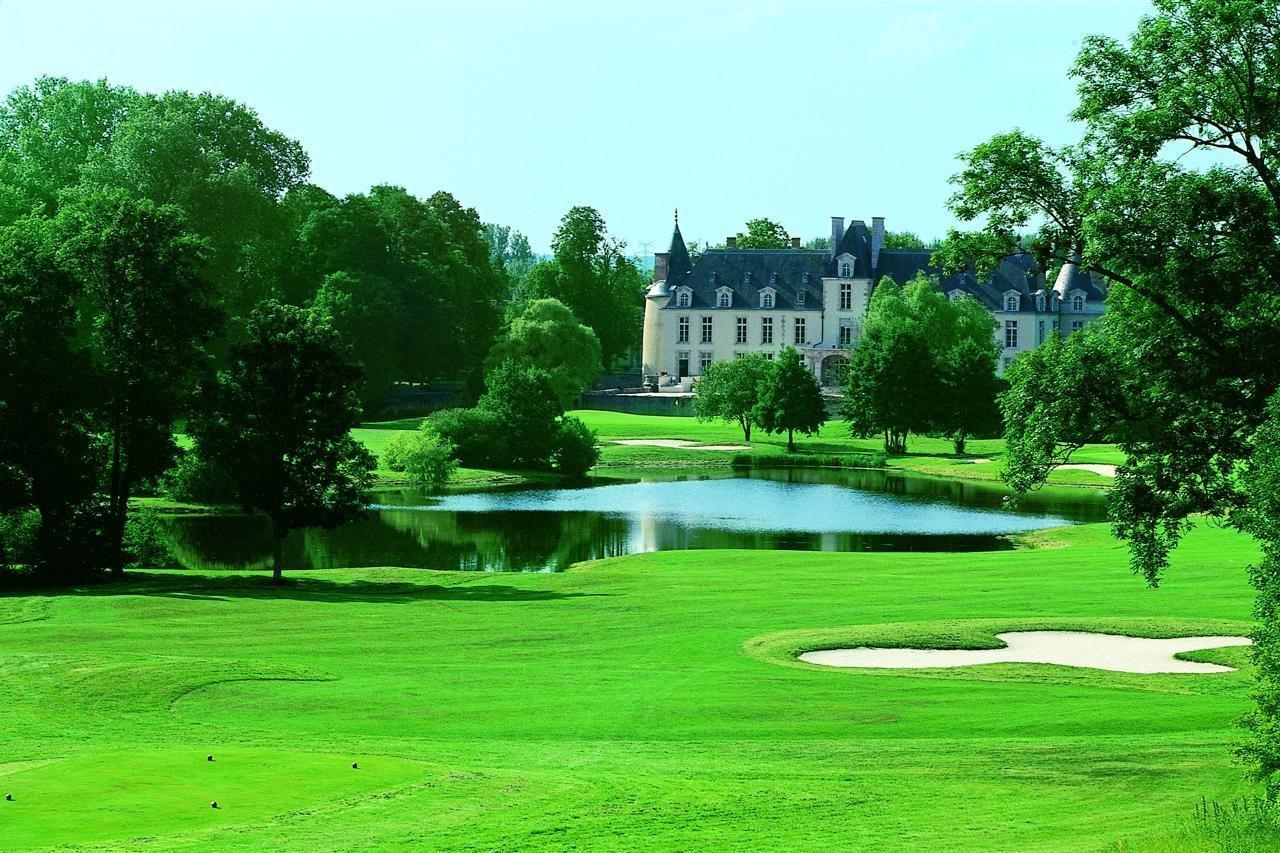 Chateau D'Augerville Golf & Spa Resort المظهر الخارجي الصورة