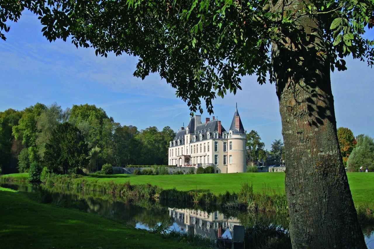 Chateau D'Augerville Golf & Spa Resort المظهر الخارجي الصورة