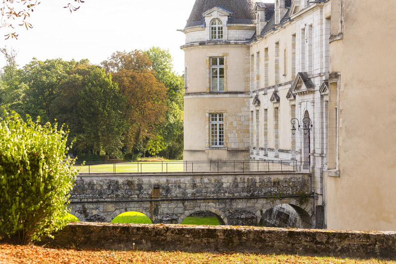 Chateau D'Augerville Golf & Spa Resort المظهر الخارجي الصورة