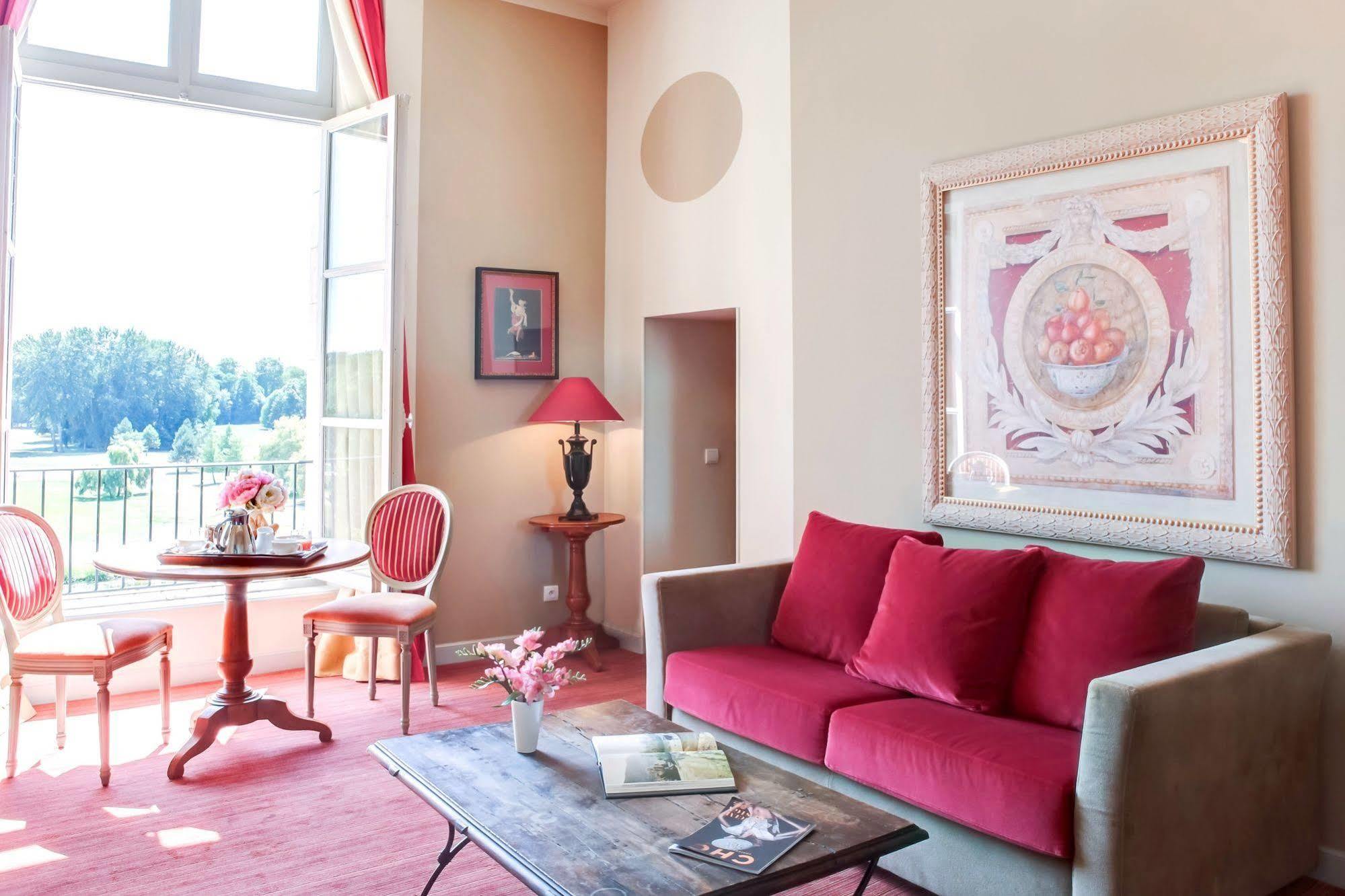 Chateau D'Augerville Golf & Spa Resort المظهر الخارجي الصورة