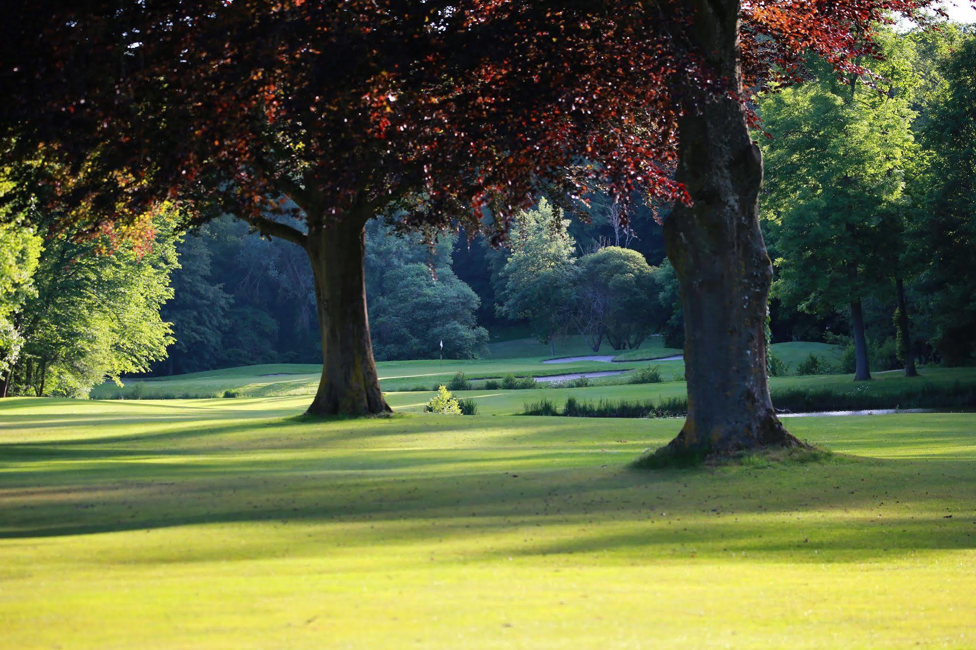 Chateau D'Augerville Golf & Spa Resort المظهر الخارجي الصورة