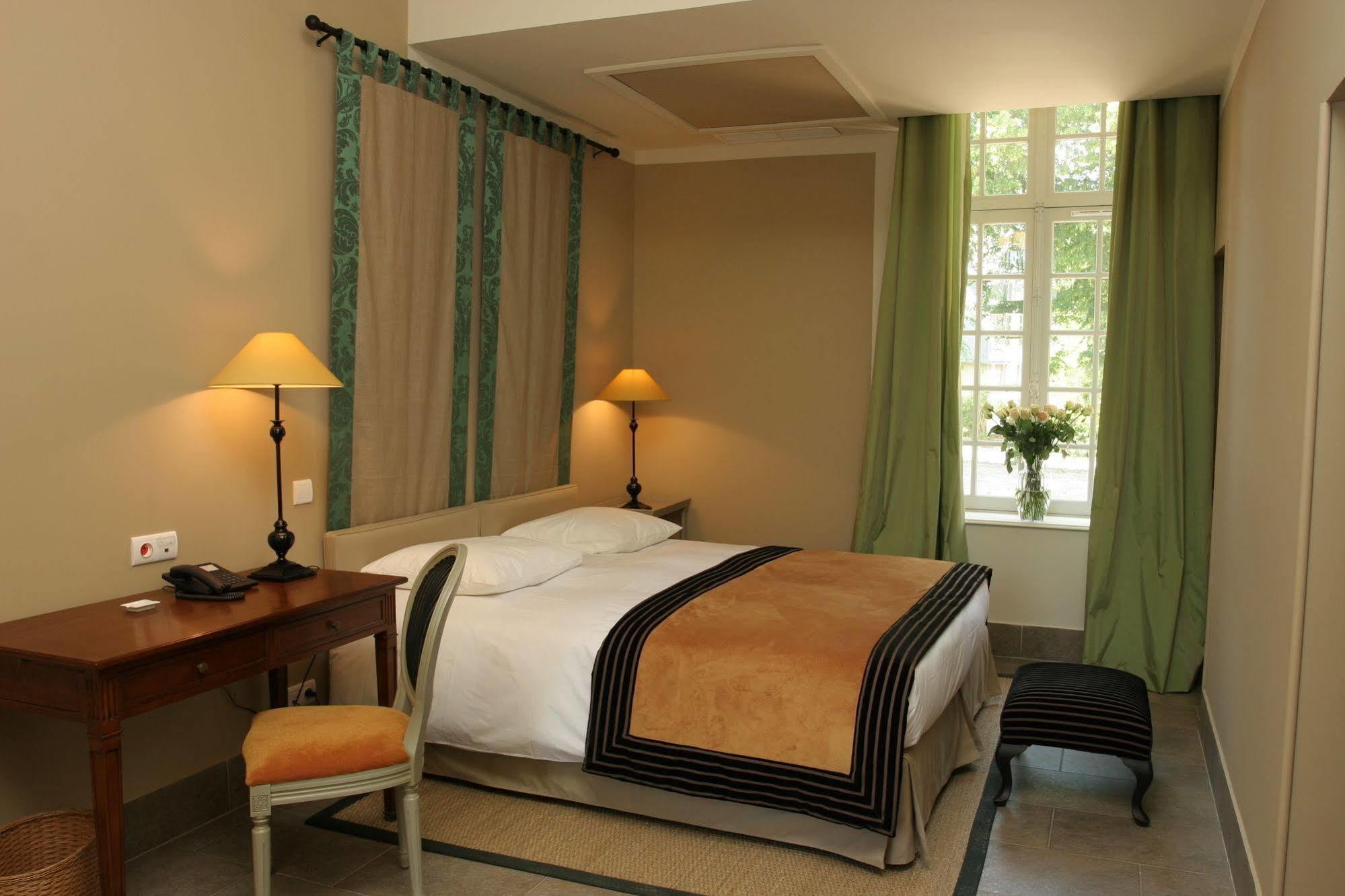Chateau D'Augerville Golf & Spa Resort المظهر الخارجي الصورة