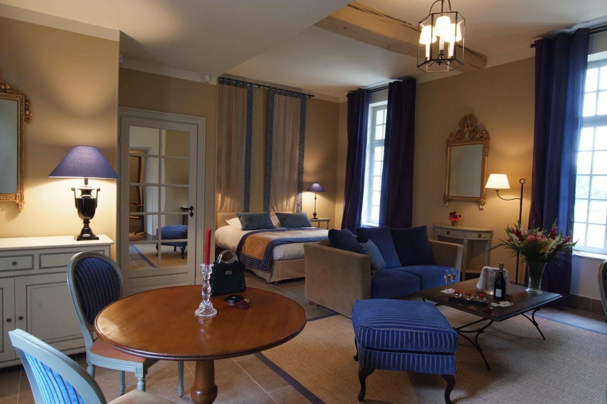 Chateau D'Augerville Golf & Spa Resort الغرفة الصورة
